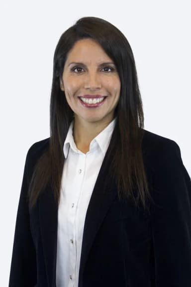 Retrato de María José Gatica Bertín como senadora de la República de Chile en 2022