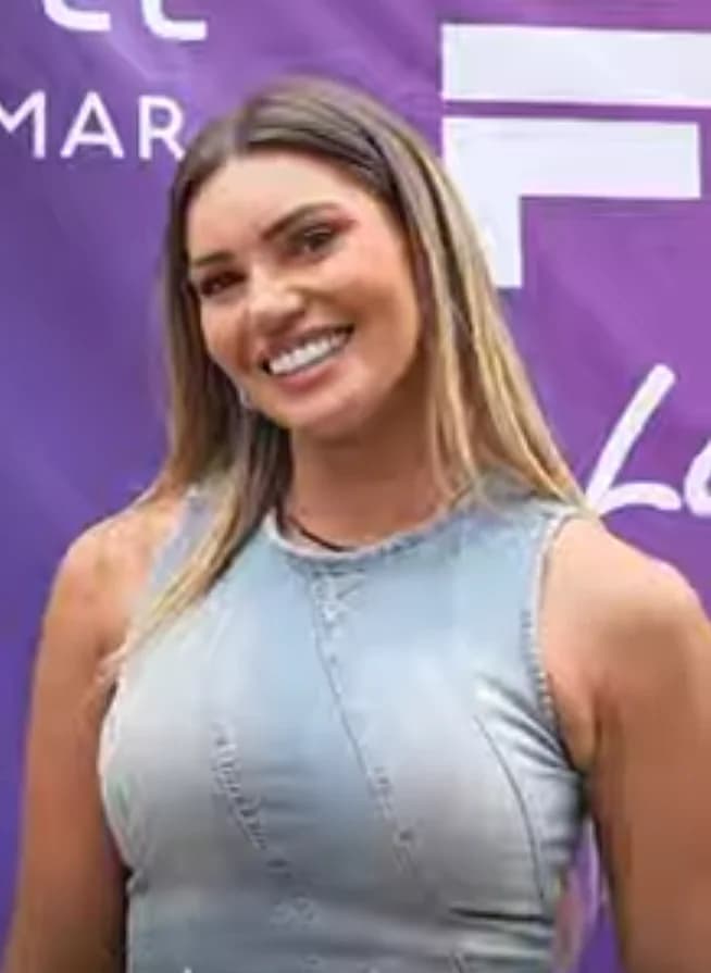 Faloon Larraguibel (born 1989) in the video 'Entrevista con Faloon Larraguibel candidata a Reina de Viña 2025'
