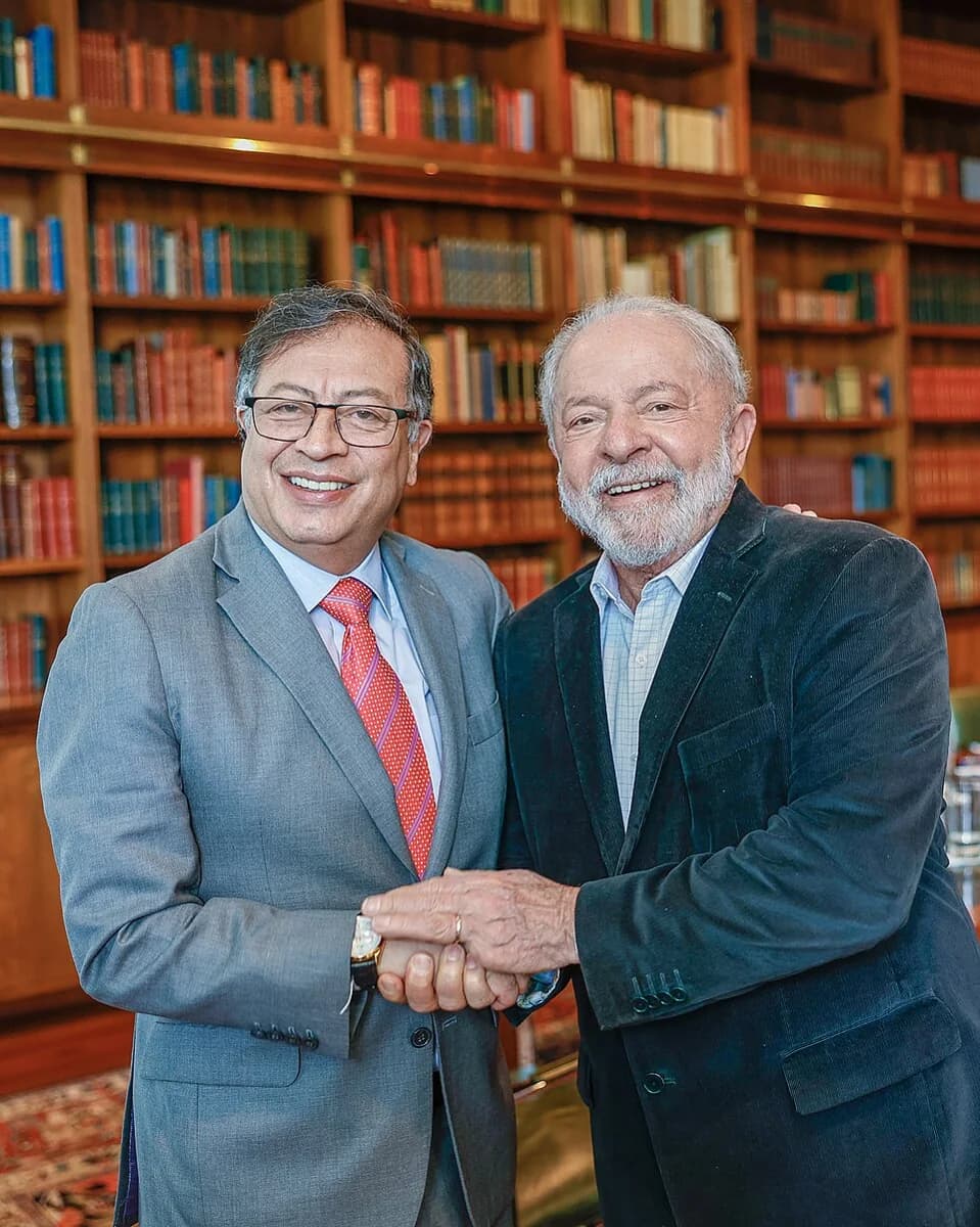 Petro acusa manipulación en elecciones chilenas, sin aportar pruebas