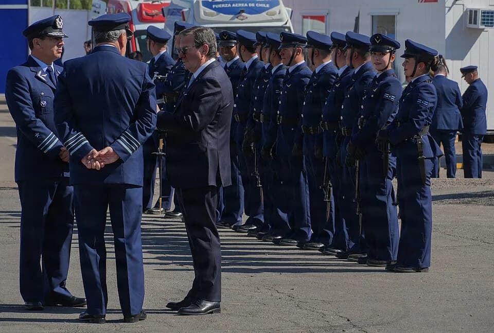 Parlamentarios critican dichos de Barros sobre salir del Convenio 169