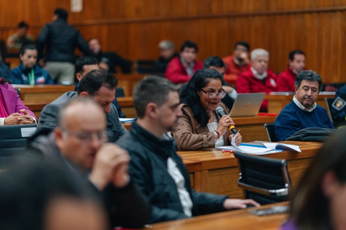 Desocupación alcanza 9,5%, máximo en cinco años