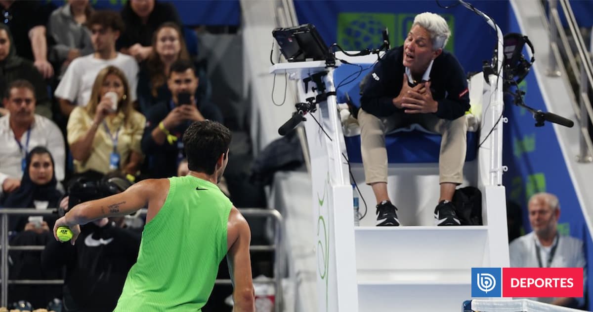 Alcaraz remonta y vence 6-7(3), 6-4, 6-3 a Khachanov en Doha