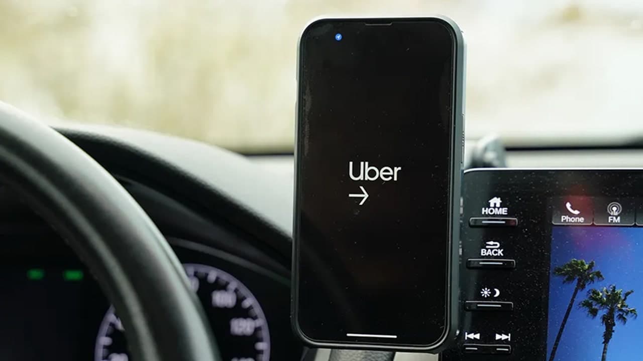 Informe: en 22 estados Uber aprobó conductores con condenas por delitos graves