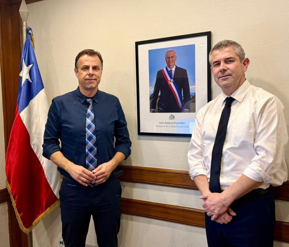 Delegado Codina busca solución para conciertos de BTS en Estadio Nacional